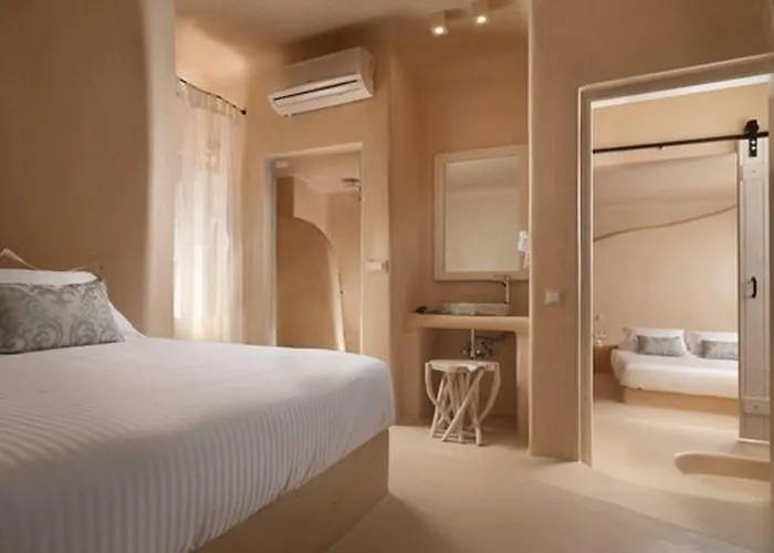 Dome Santorini Hotel 4*