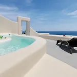 Dome Santorini 4*