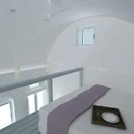 Dome Santorini Hotel 4*