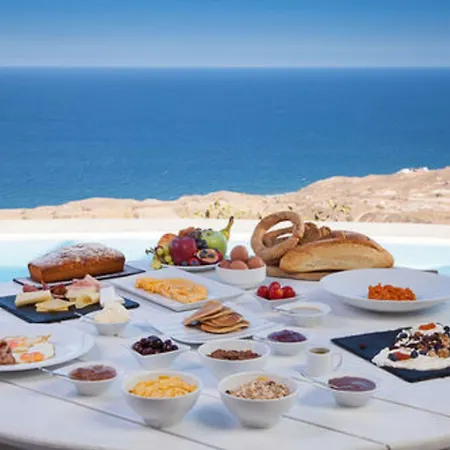 Dome Santorini 이메로비글리