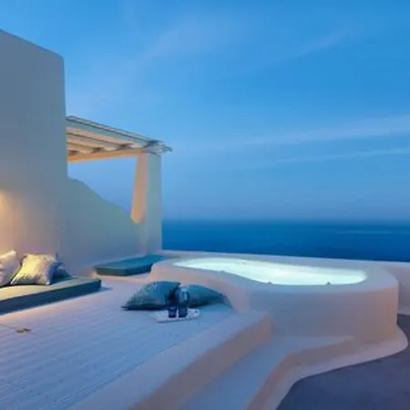 Dome Santorini Otel 4*
