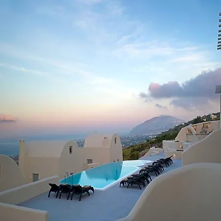 Dome Santorini 4*