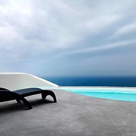 فندق Dome Santorini 4*