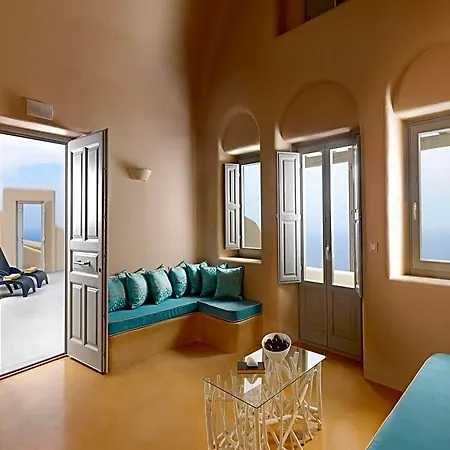 فندق Dome Santorini