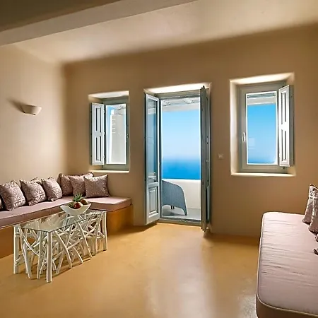 Dome Santorini 4*