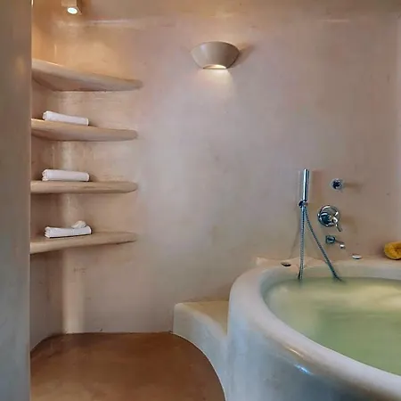Dome Santorini 4* إيميروفيغلي