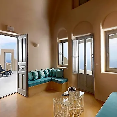 Dome Santorini 4* إيميروفيغلي