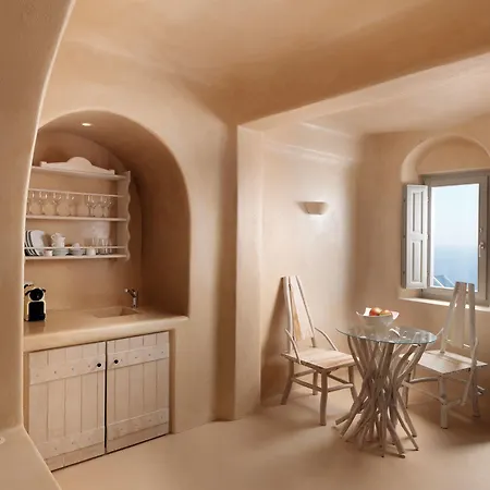 Dome Santorini Hotel 4*