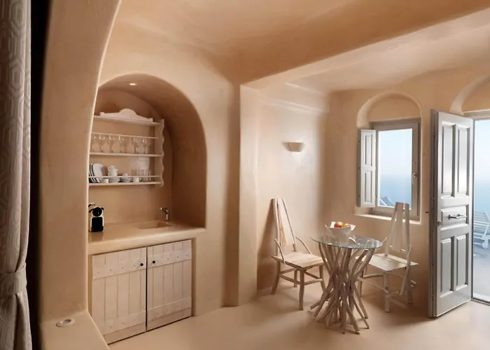 Hotel Dome Santorini 4*