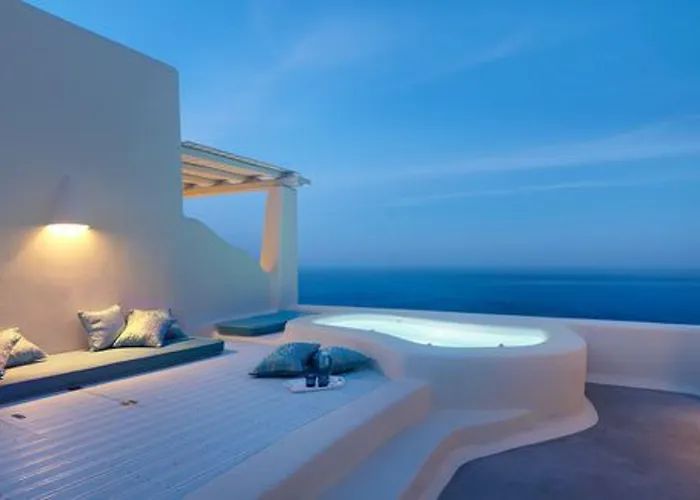 Dome Santorini ホテル 4*